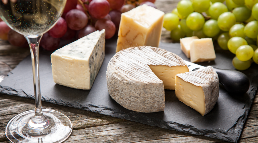 Cómo maridar vino y queso sin ser experto